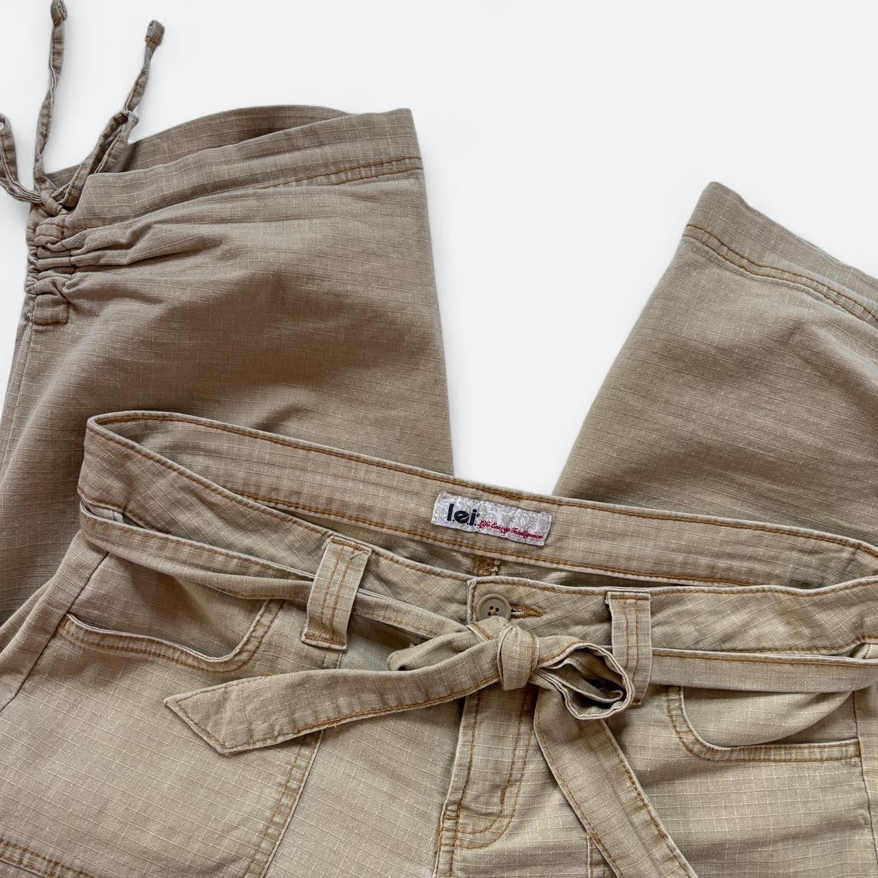 Y2K Ruched Capri Pants (M/L)