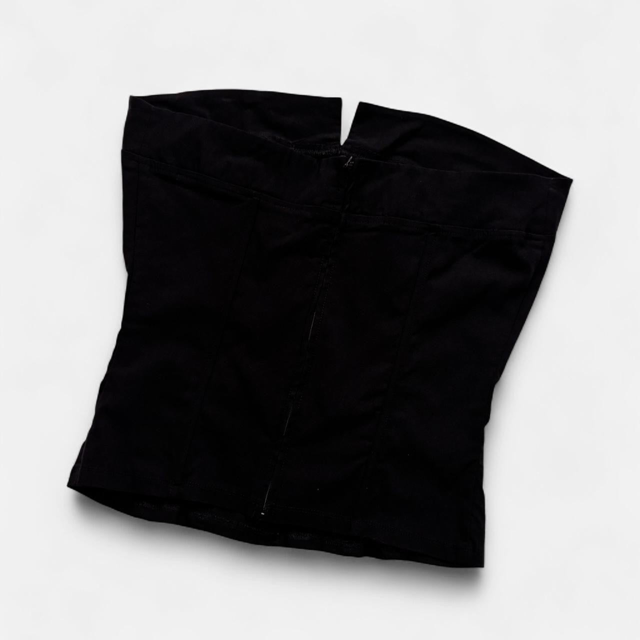 Y2K Noir Strapless Top (M/L)