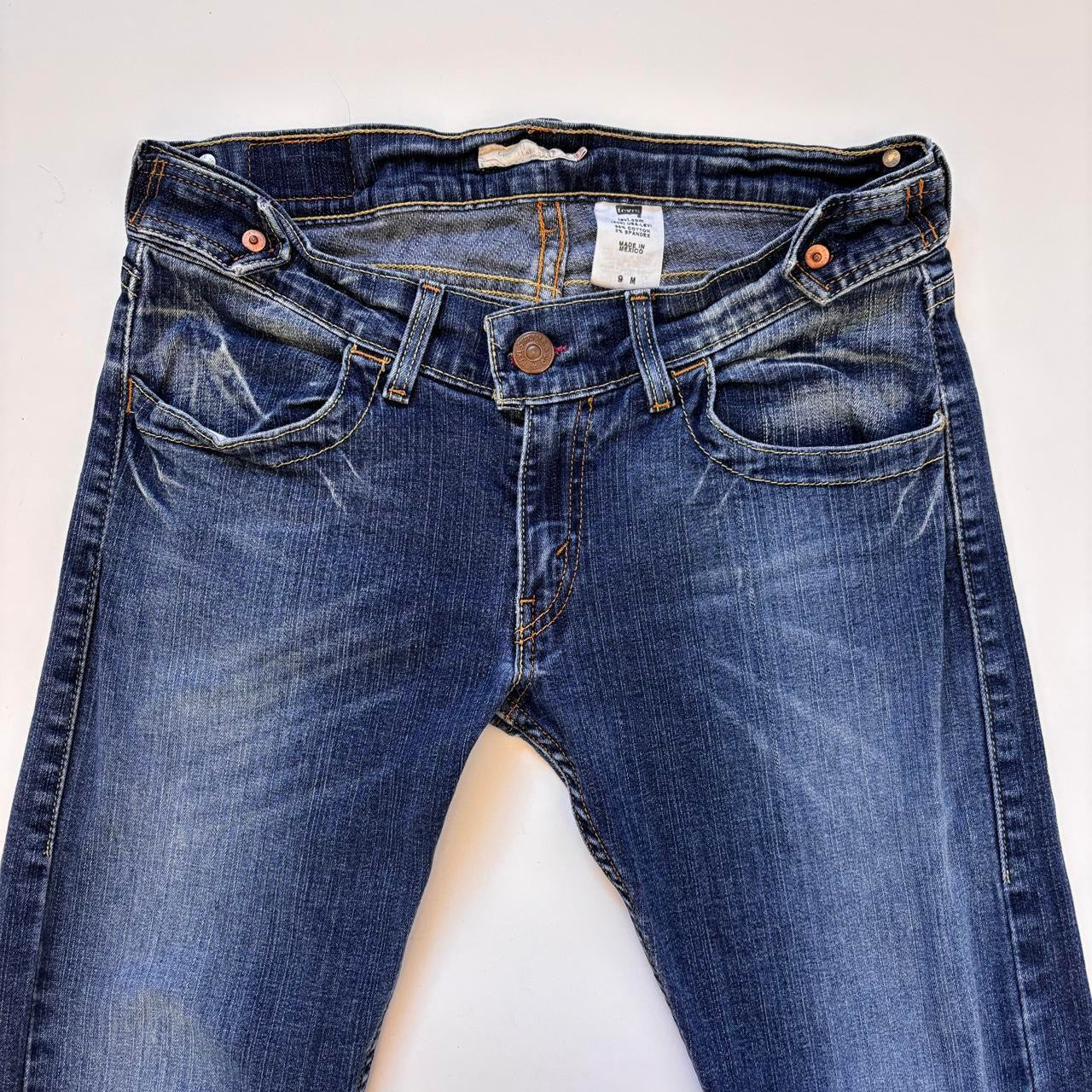 Y2K Low Rise Flare Levi’s (S/M)