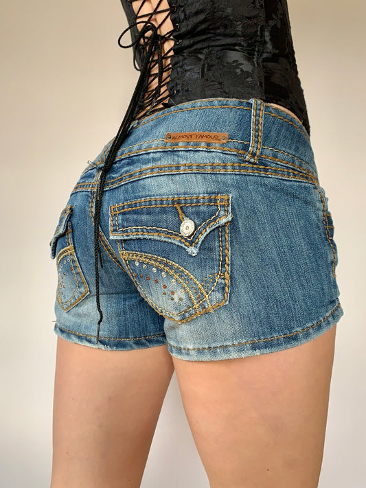 Y2K Low Rise Denim Shorts - Small