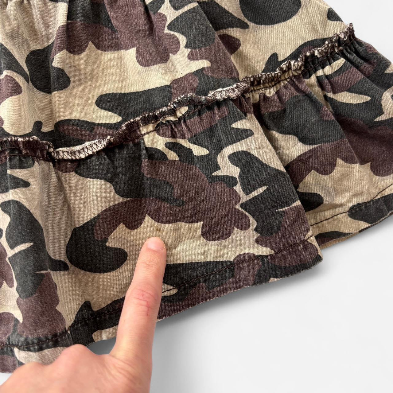 Y2K Camo Ruffle Mini Skirt (M)