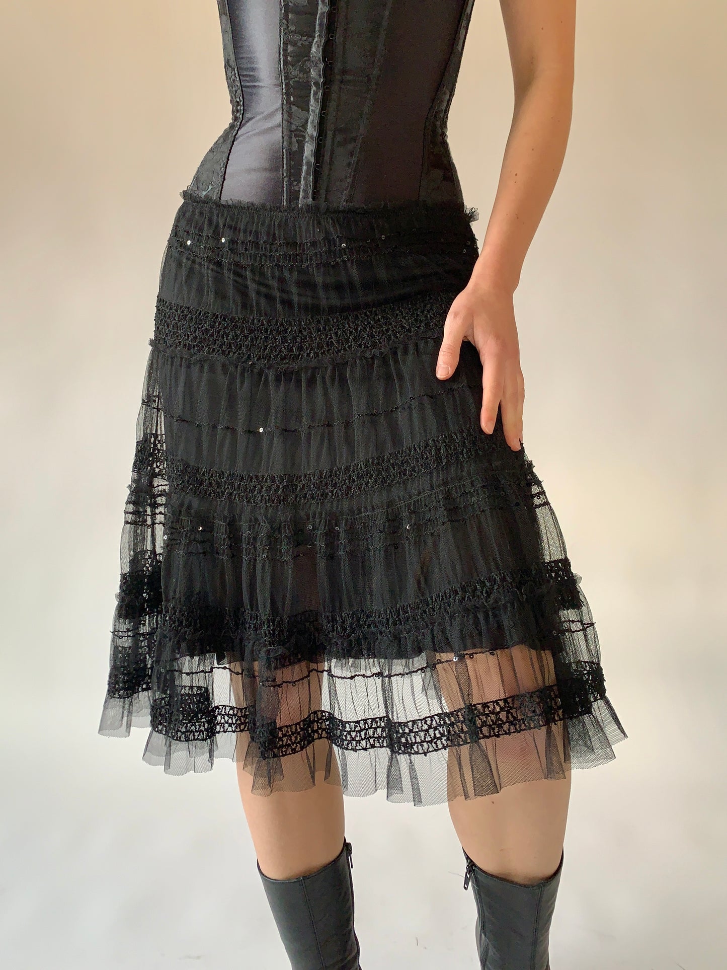 Vintage 1990s Noir Mesh Midi (M/L)