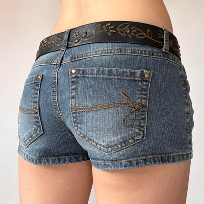 Y2K Floral Studded Belt (M/L)