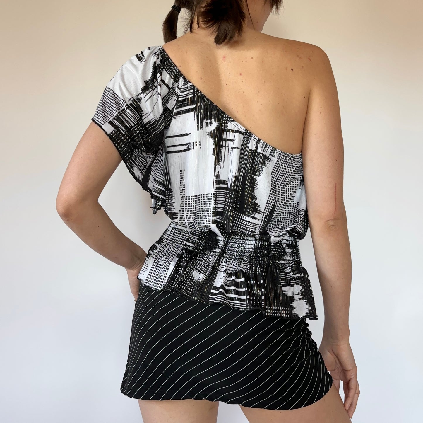 Y2K One Shouldered Top (S/M)