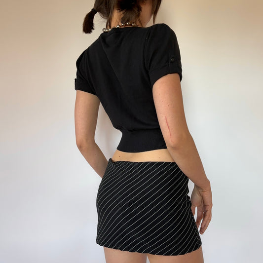 Y2K Noir Cropped Cardigan (S/M)