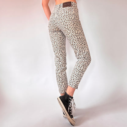 Calvin Klein 90s Leopard Print Jeans (XS)