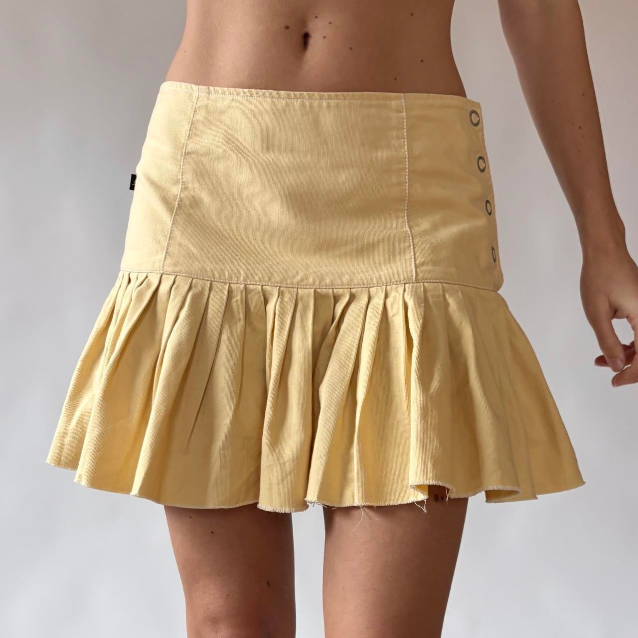 Y2K Pleated Mini Skirt (S/M)