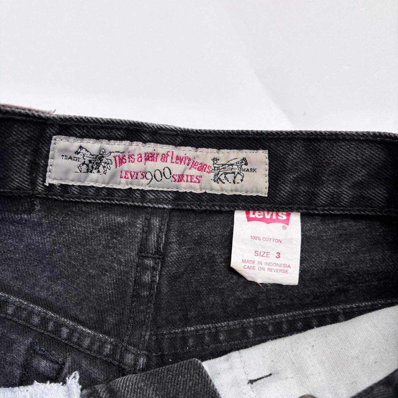 Levi’s 80s 900 Series Jean Shorts (XXS)