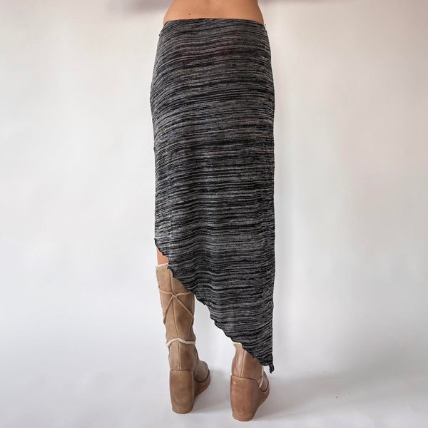 Y2K Asymmetrical Knit Skirt (S)