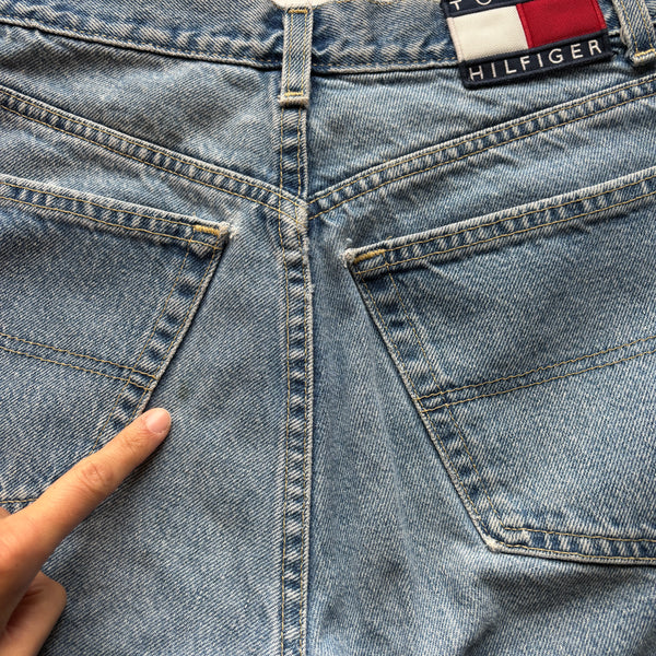 90s Tommy Jeans (M)