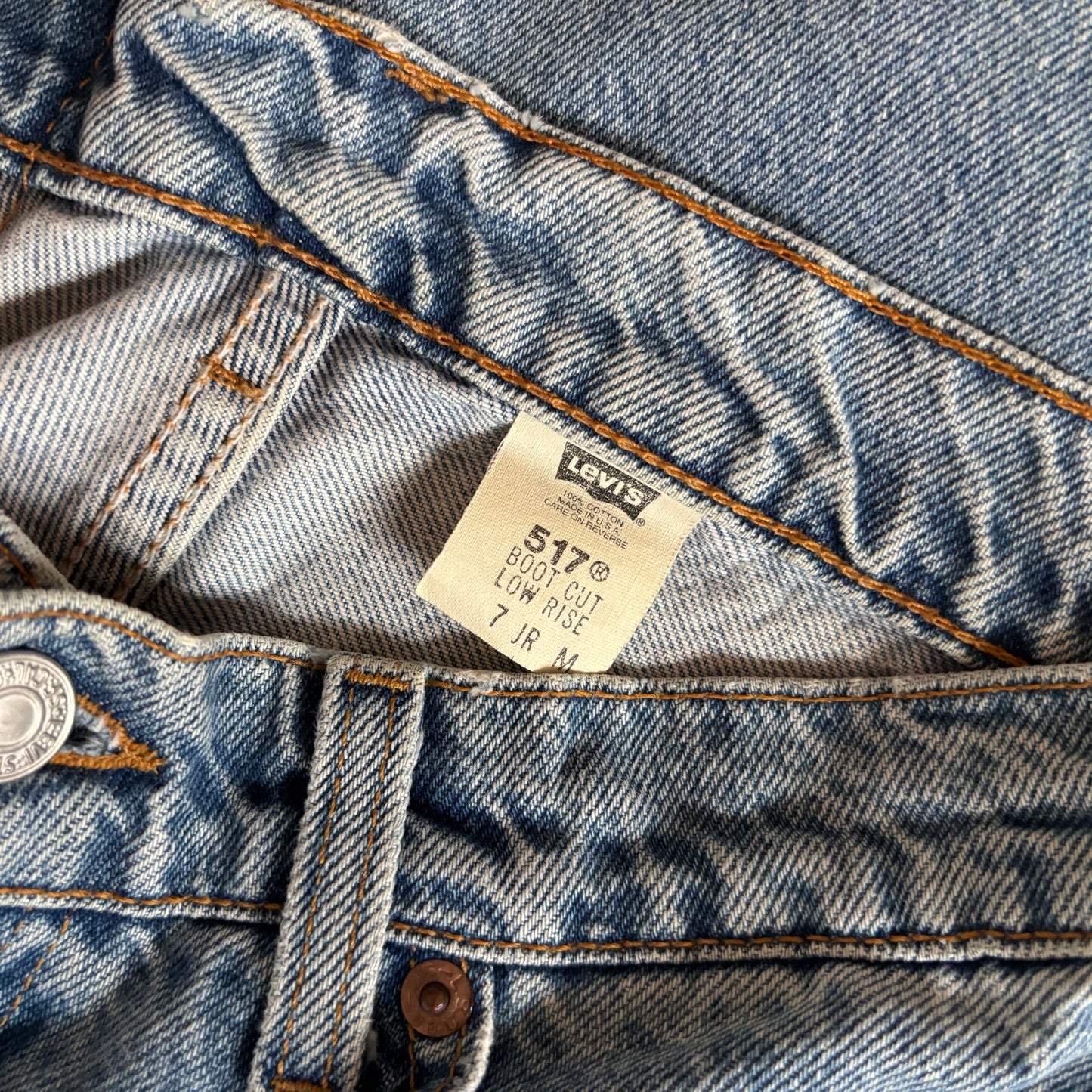 90s Levi’s 517 Jeans (S)