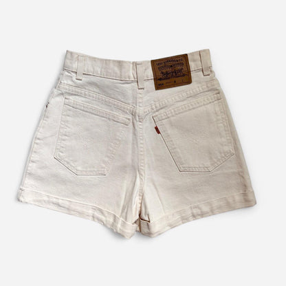 Levi’s 90s Cream Jean Shorts (XS)