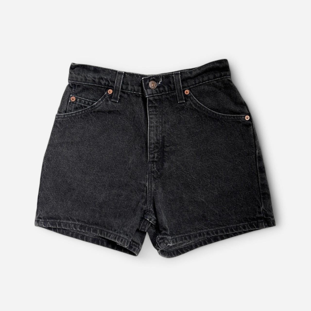 Levi’s 90s 920 Jean Shorts (XS)