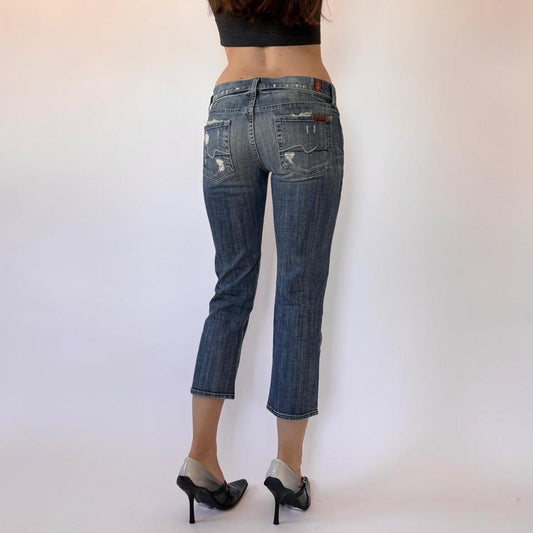 2000s Low Rise Seven Capris (XS)
