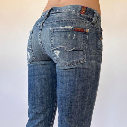 2000s Low Rise Seven Capris (XS)