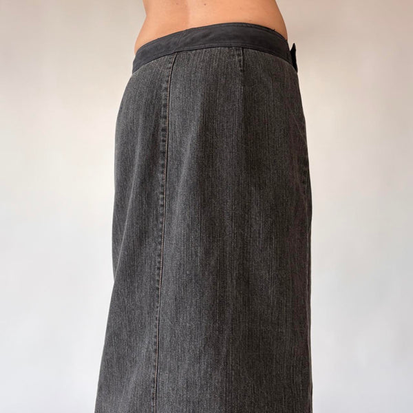 90s Belted Denim Maxi Skirt (S/M)