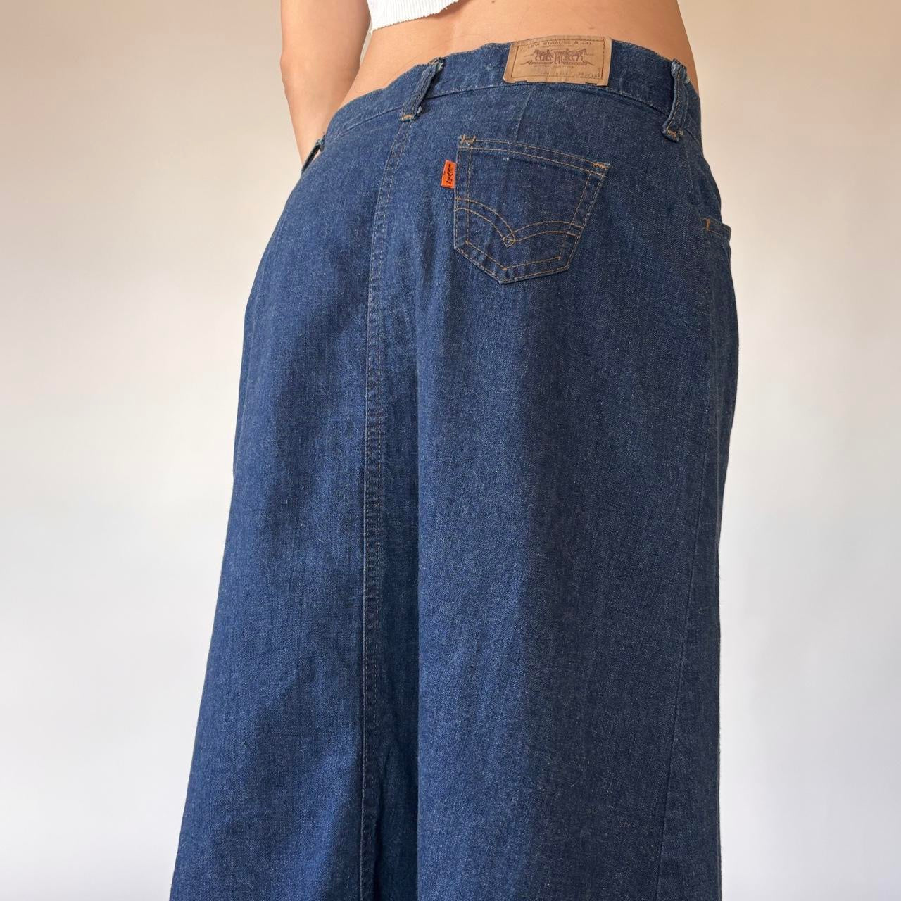 70s Levi’s Denim Maxi Skirt (S/M)