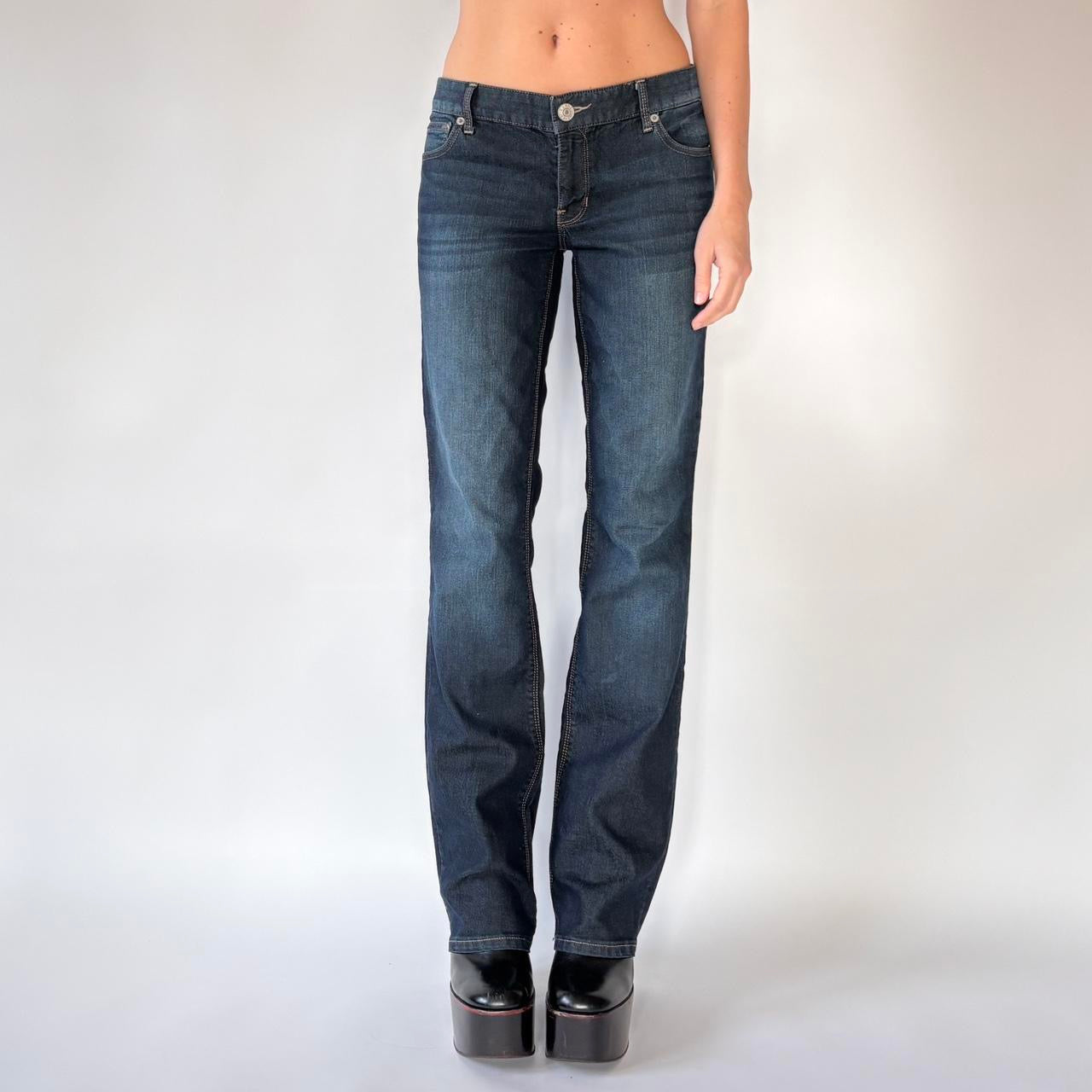 00s Low Rise Dark Wash Flare Jeans (M/L)