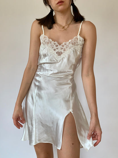 Y2K Pearl Slip