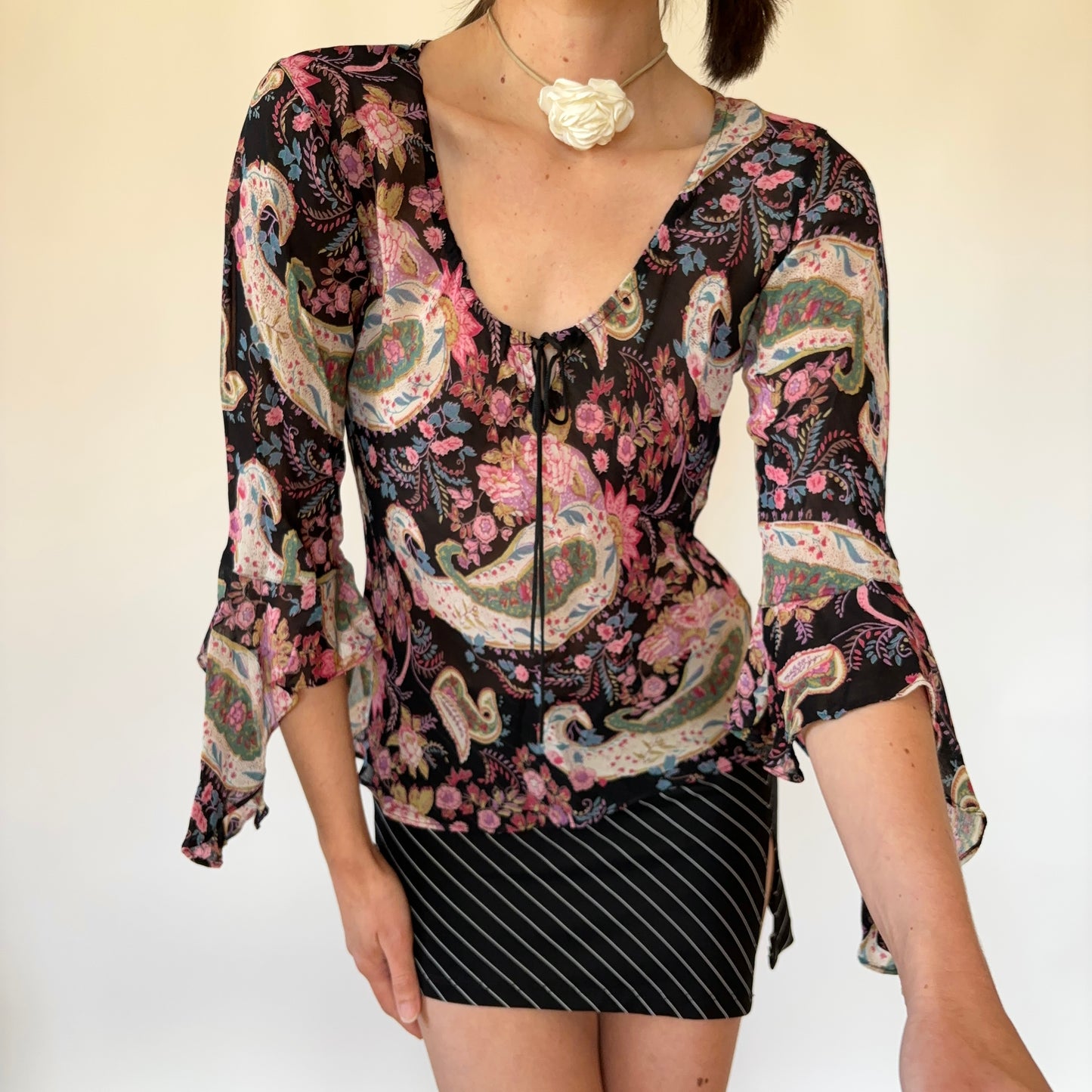 90s Floral Bell Sleeve Top (S)