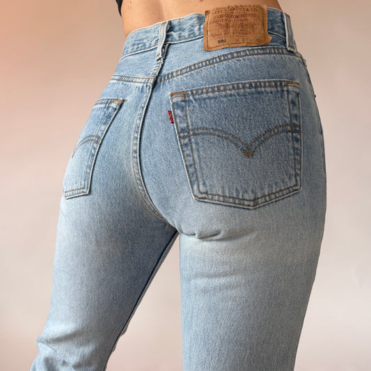 Levi’s 90s 501 “For Women” Jeans (XS)