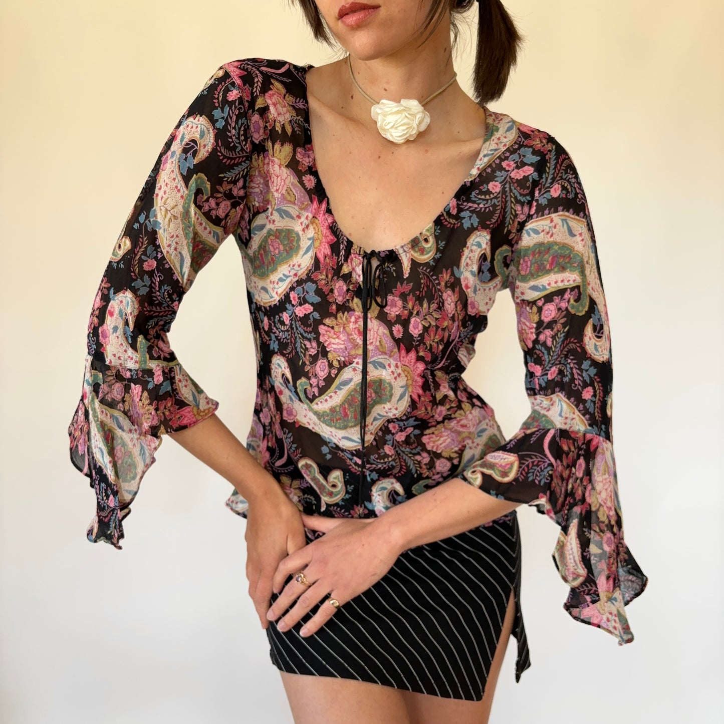 90s Floral Bell Sleeve Top (S)
