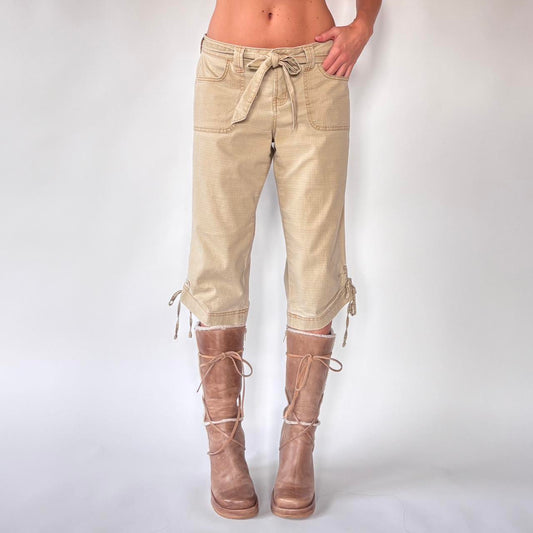 Y2K Ruched Capri Pants (M/L)