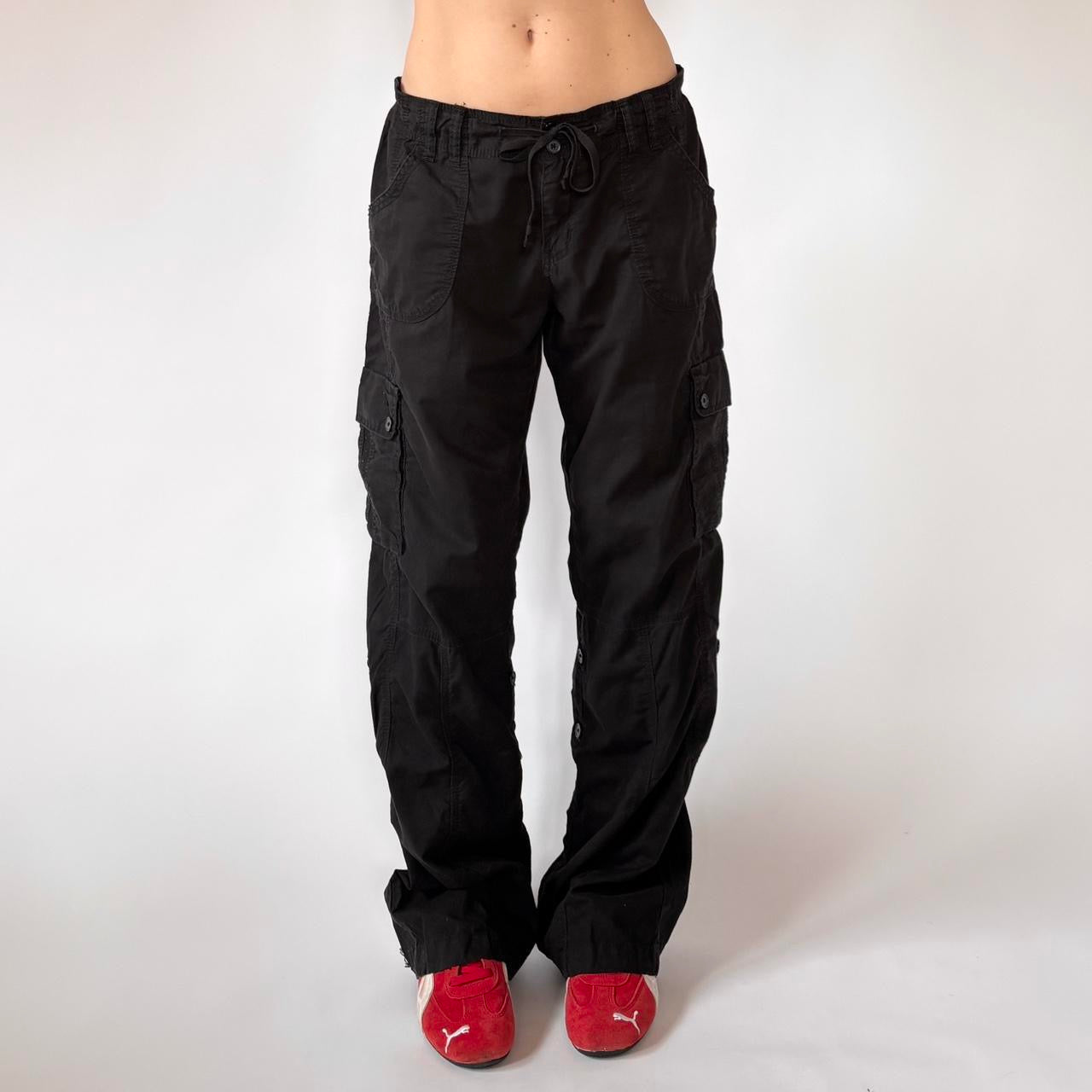 Y2K Black Cargo Pants (M)