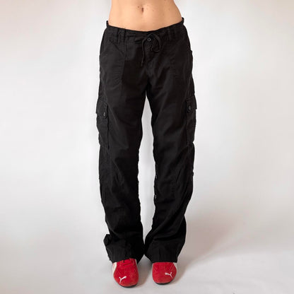 Y2K Black Cargo Pants (M)