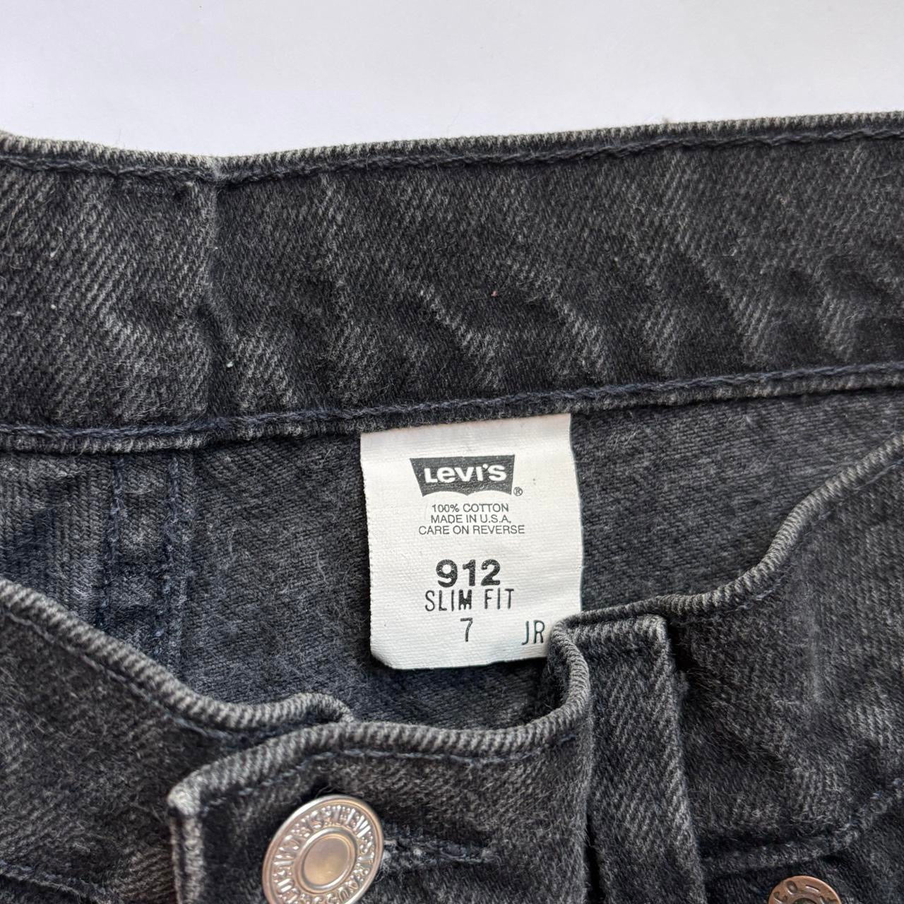 Levi’s 90s 912 Jean Shorts (S)