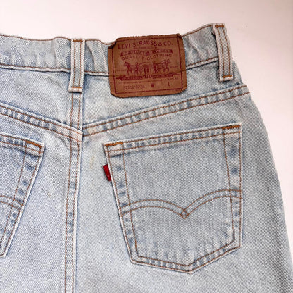Levi’s 90s 512 Jean Shorts (S)