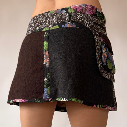 2000s Wool Mini Skirt (S-L)