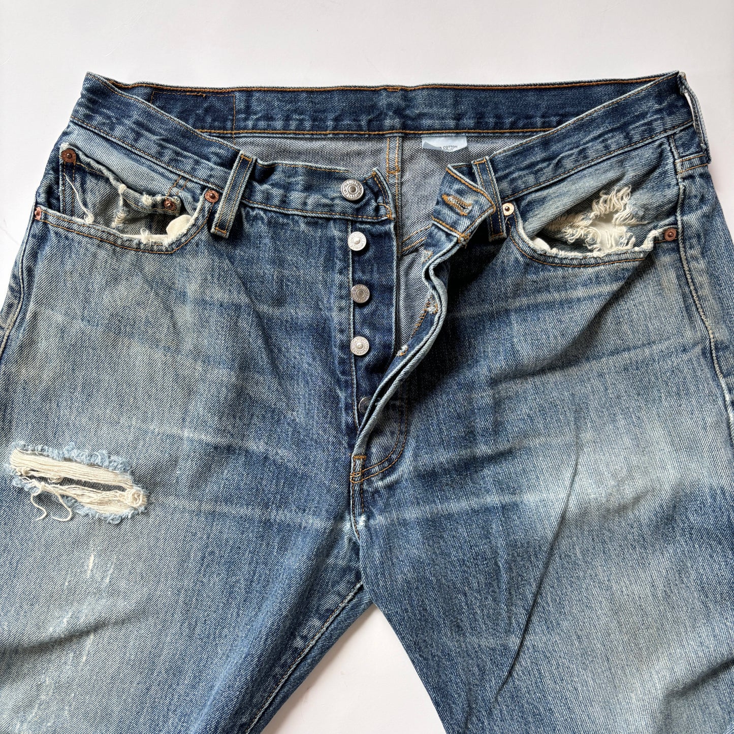 Levi’s 2000s 501s (L)