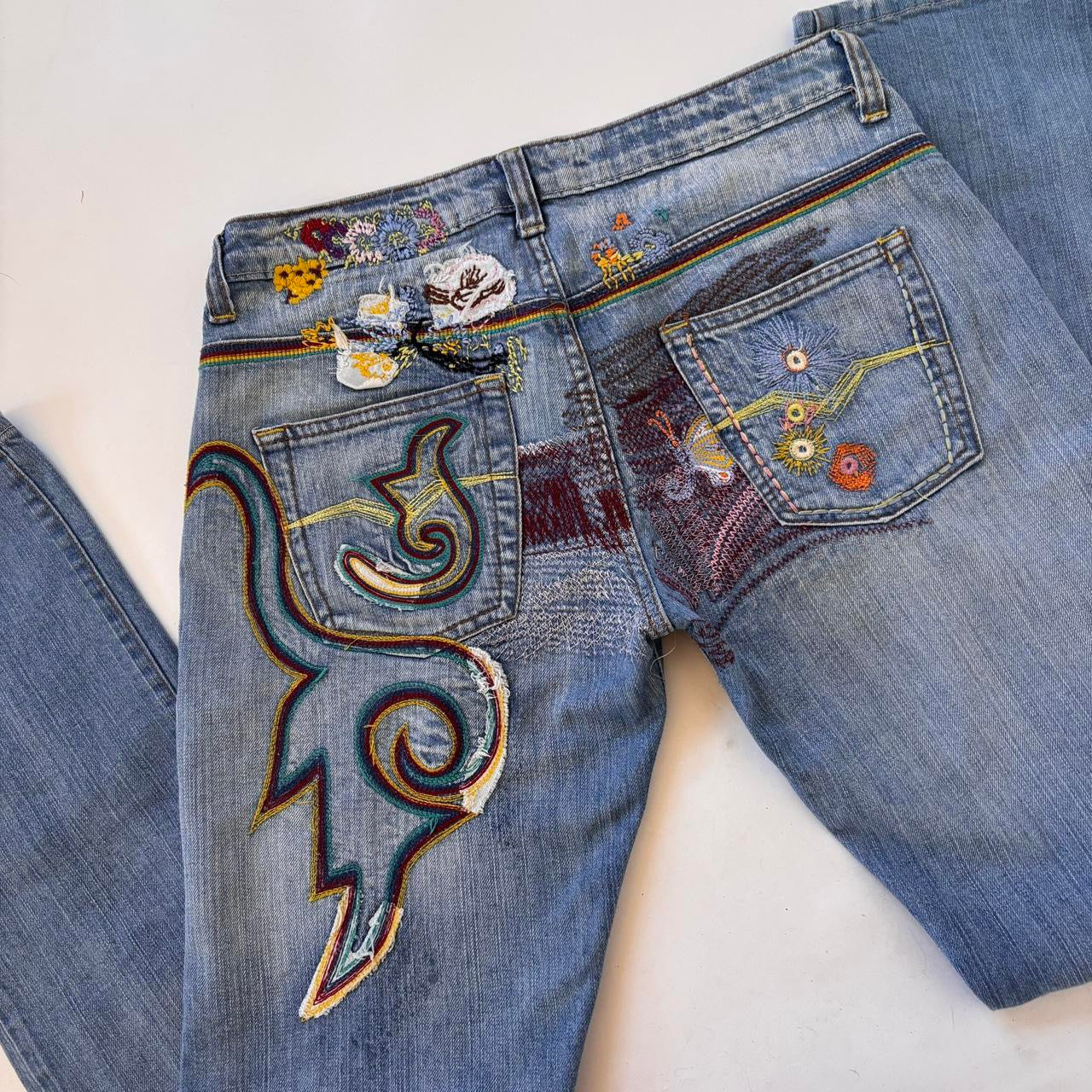 Y2K Embroidered Jeans (M)