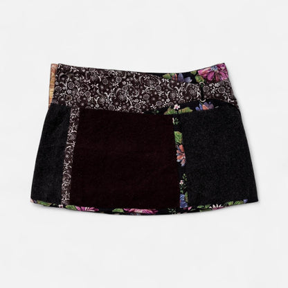 2000s Wool Mini Skirt (S-L)