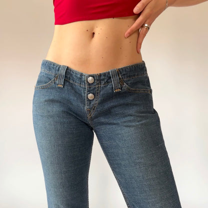 Y2K Levi’s 520 Jeans (S)
