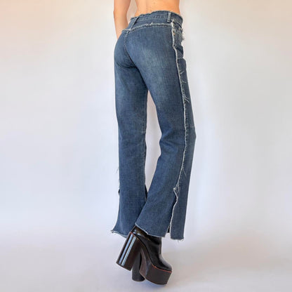Y2K Frayed Flare Jeans (S)
