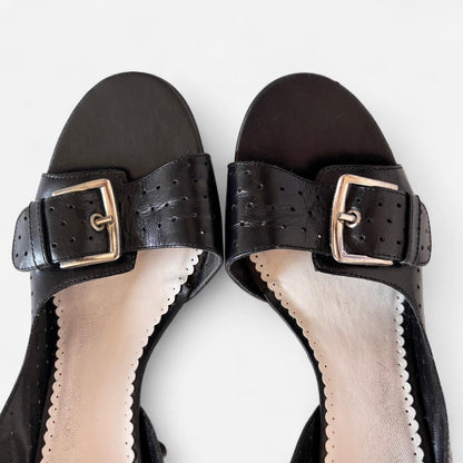 Y2K BCBG Buckle Heels (8)