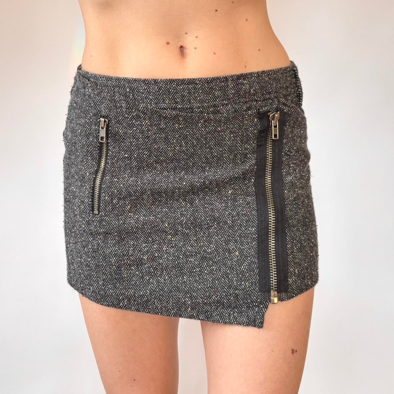 Y2K Guess Zipper Mini Skirt (XS)