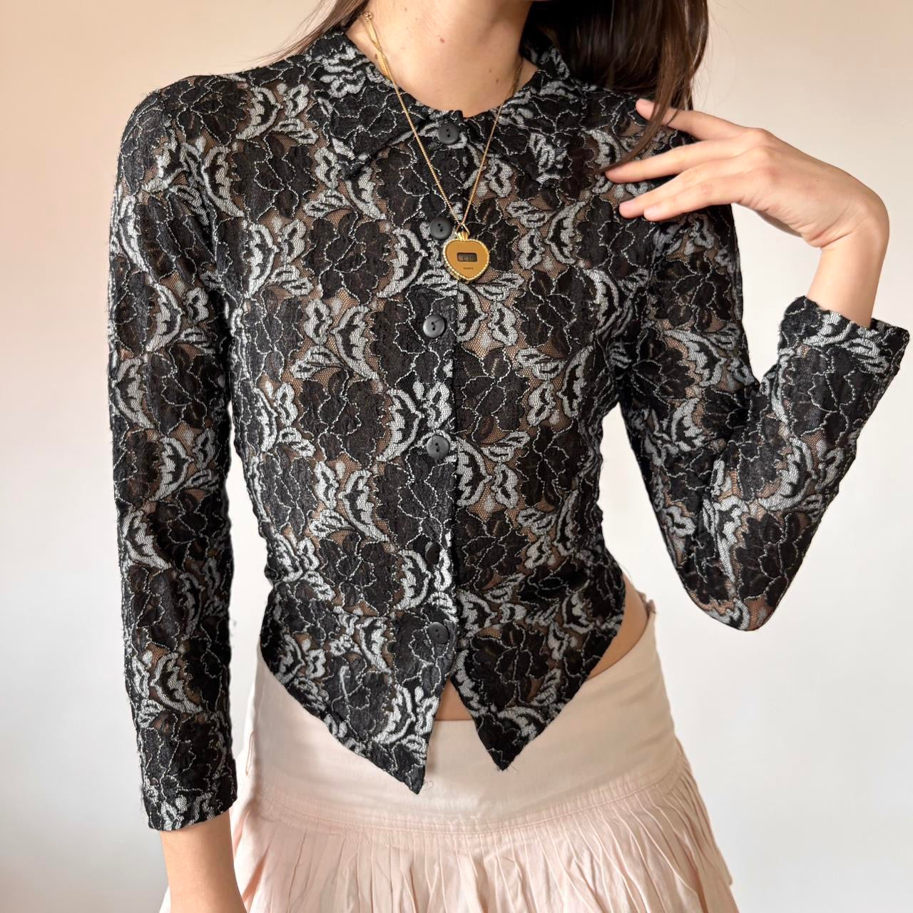 90s Lace Collared Blouse (M)