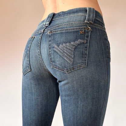 2000s Low Rise Flare Jeans (XS)