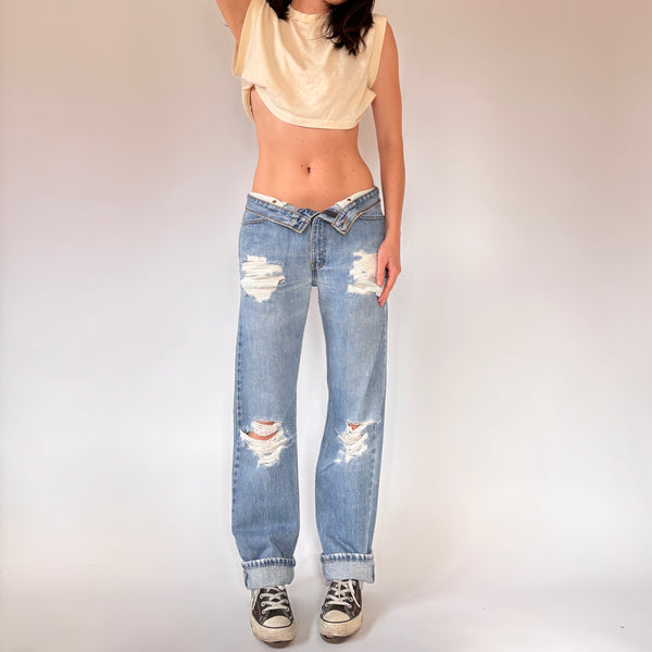 90s Levi’s Distressed 505 Jeans (M)