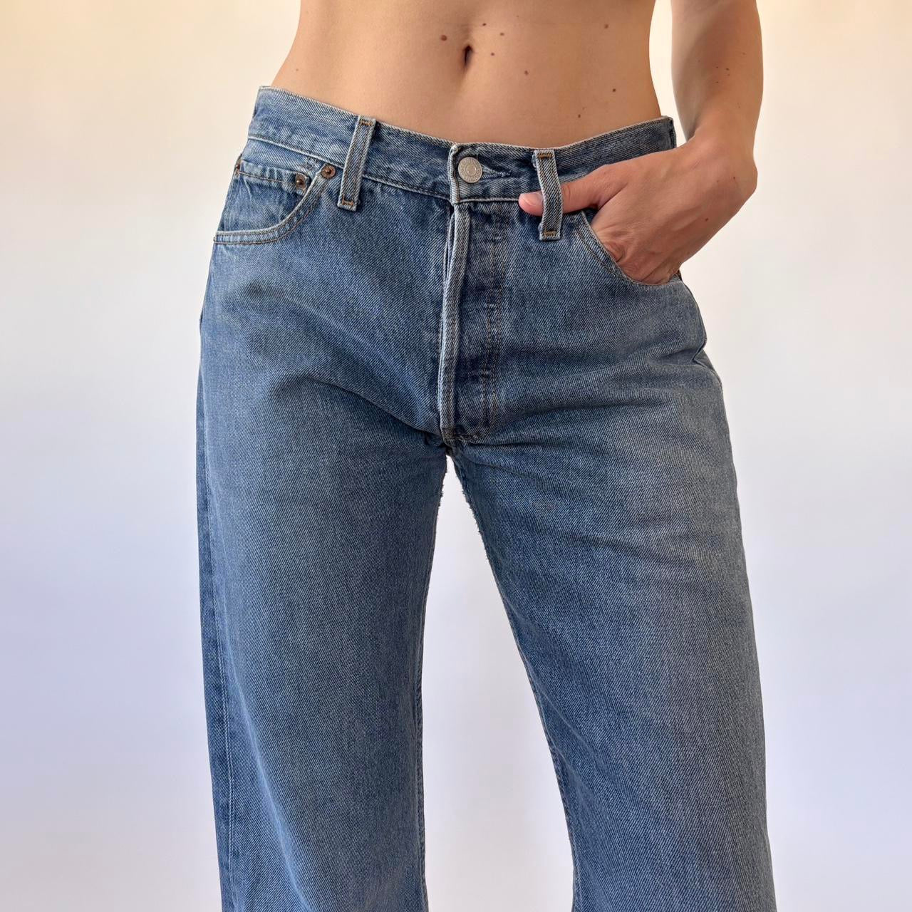 90s Levi’s 501 Jeans (S)