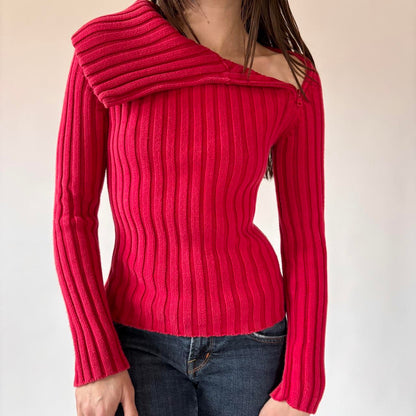 Y2K Red Asymmetrical Zip Sweater (XS/S)