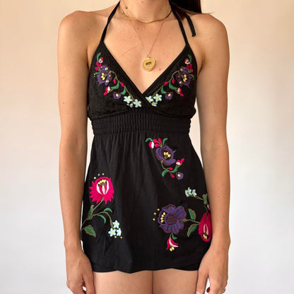 Y2K Guess Floral Embroidered Halter Top (XS/S)