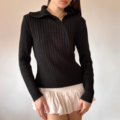 Y2K Asymmetrical Zipper Sweater (M)
