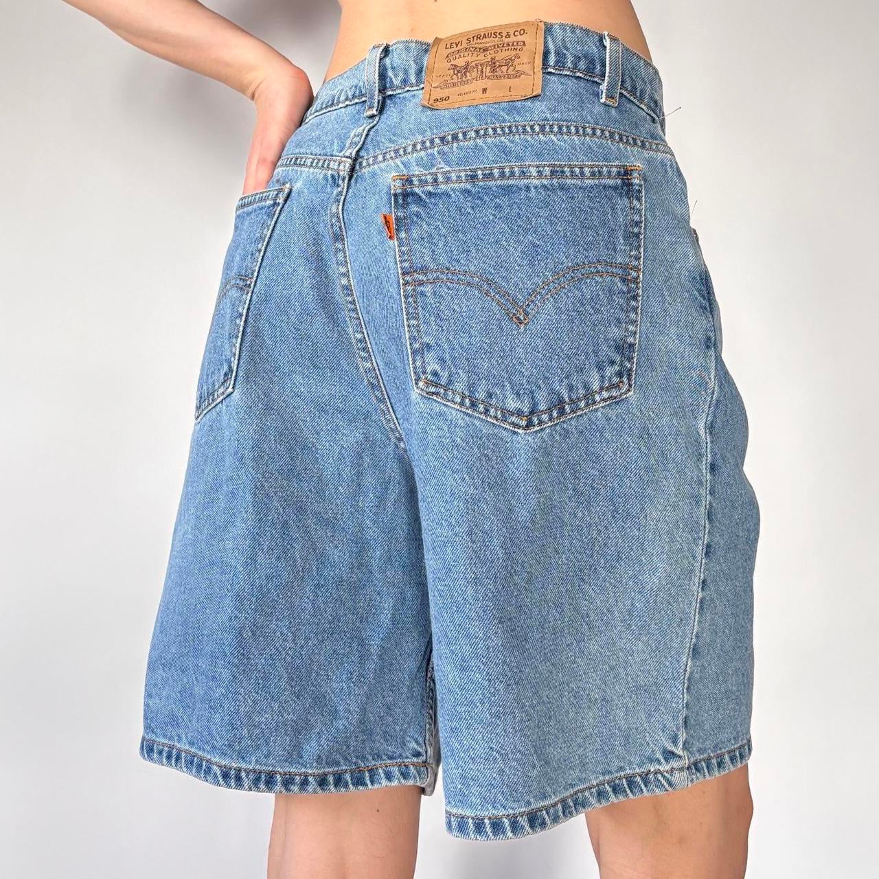 Levi’s 90s 950 Jean Shorts (L)