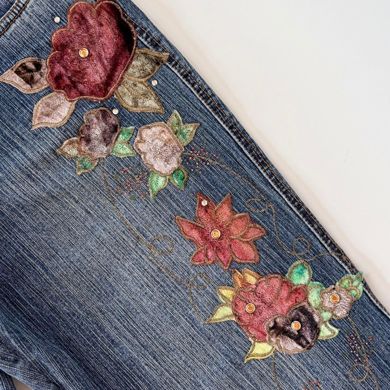 Y2K Floral Embellished Flare Jeans (L)