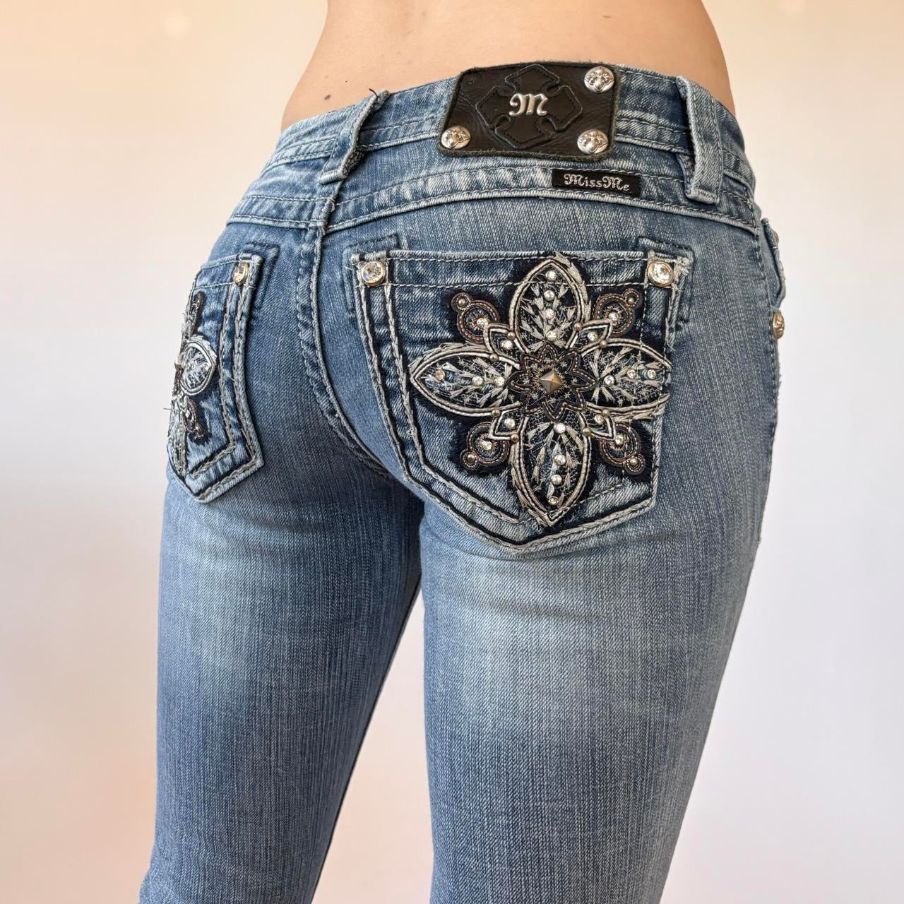 Y2K Low Rise Miss Me Jeans (XXS)