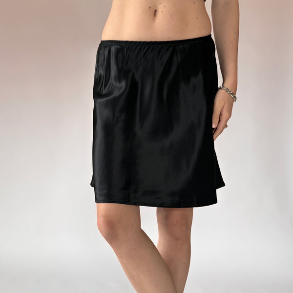 90s Noir Satin Skirt (S)
